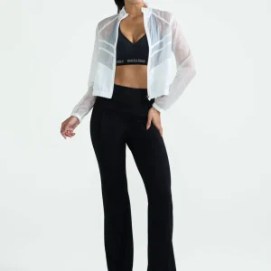 Calça Mulher Básica Recortes