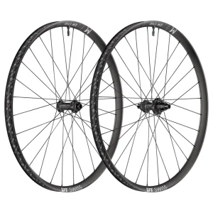 Par de Rodas DT SWISS XM 1700 SPLINE 30 mm 27.5" 15x110/12x148mm Boost 2026