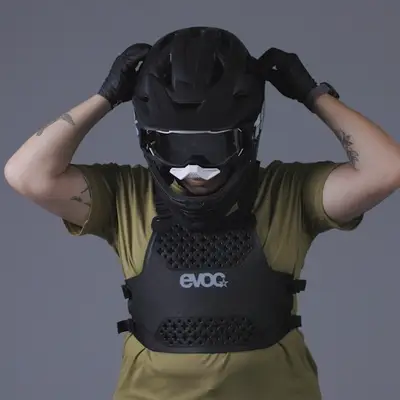 Peitoral de Proteção EVOC TORSO - Image 9